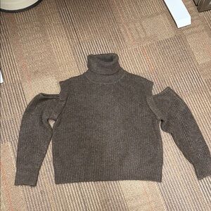 🤎 Crescent Brown Cold-Shoulder Turtleneck Sweater Medium Perfect! 🤎